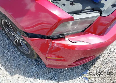 2013 Ford Mustang V6 Premium from USA, damaged, VIN 1ZVBP8AM5D5204688